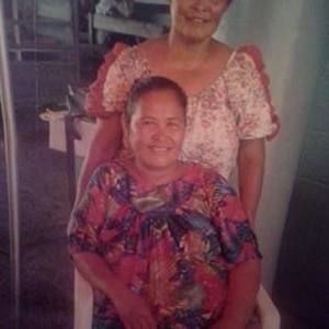 Meet your Posher, Gloria